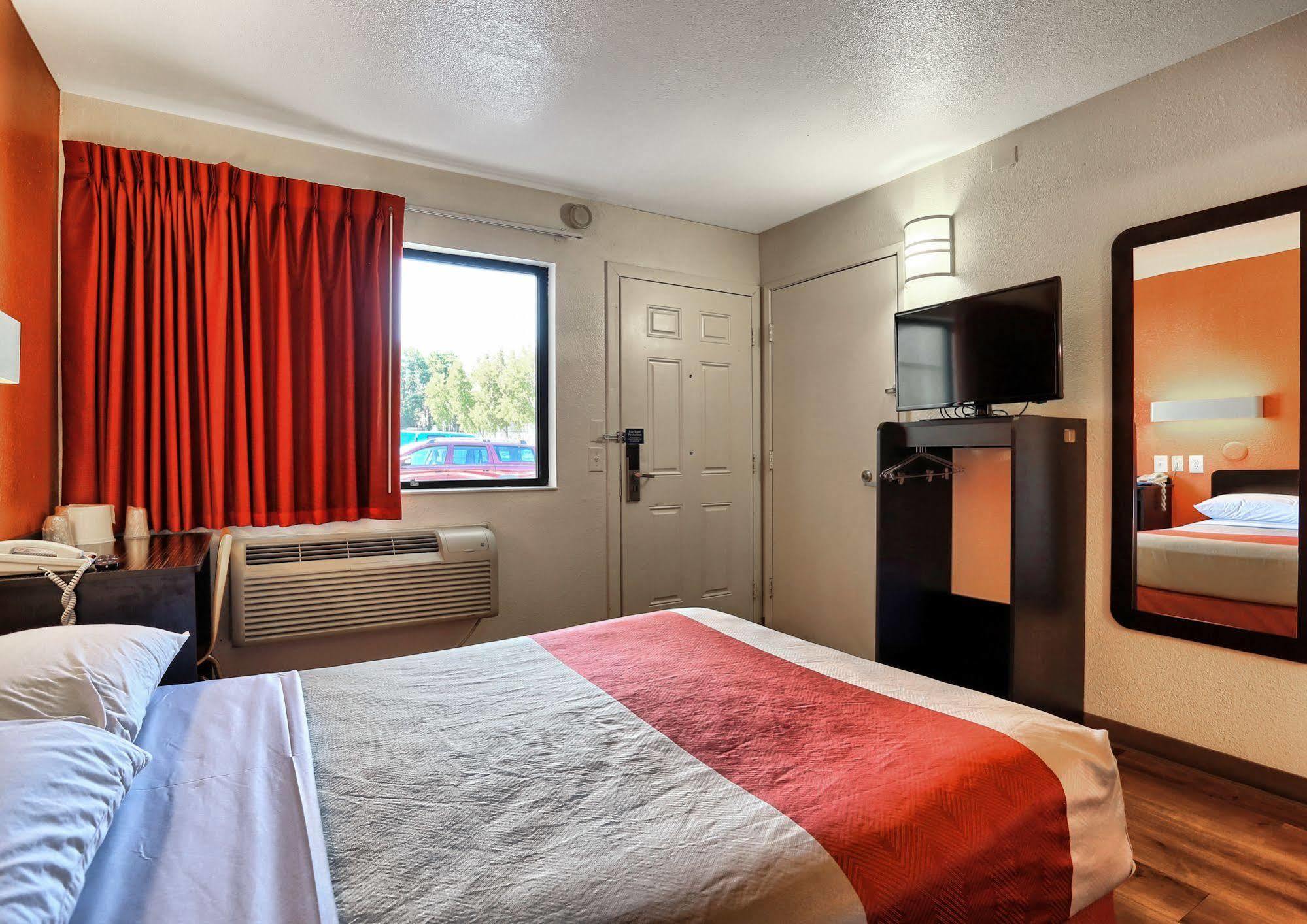 Park Inn By Radisson Уолнат-Крик Экстерьер фото