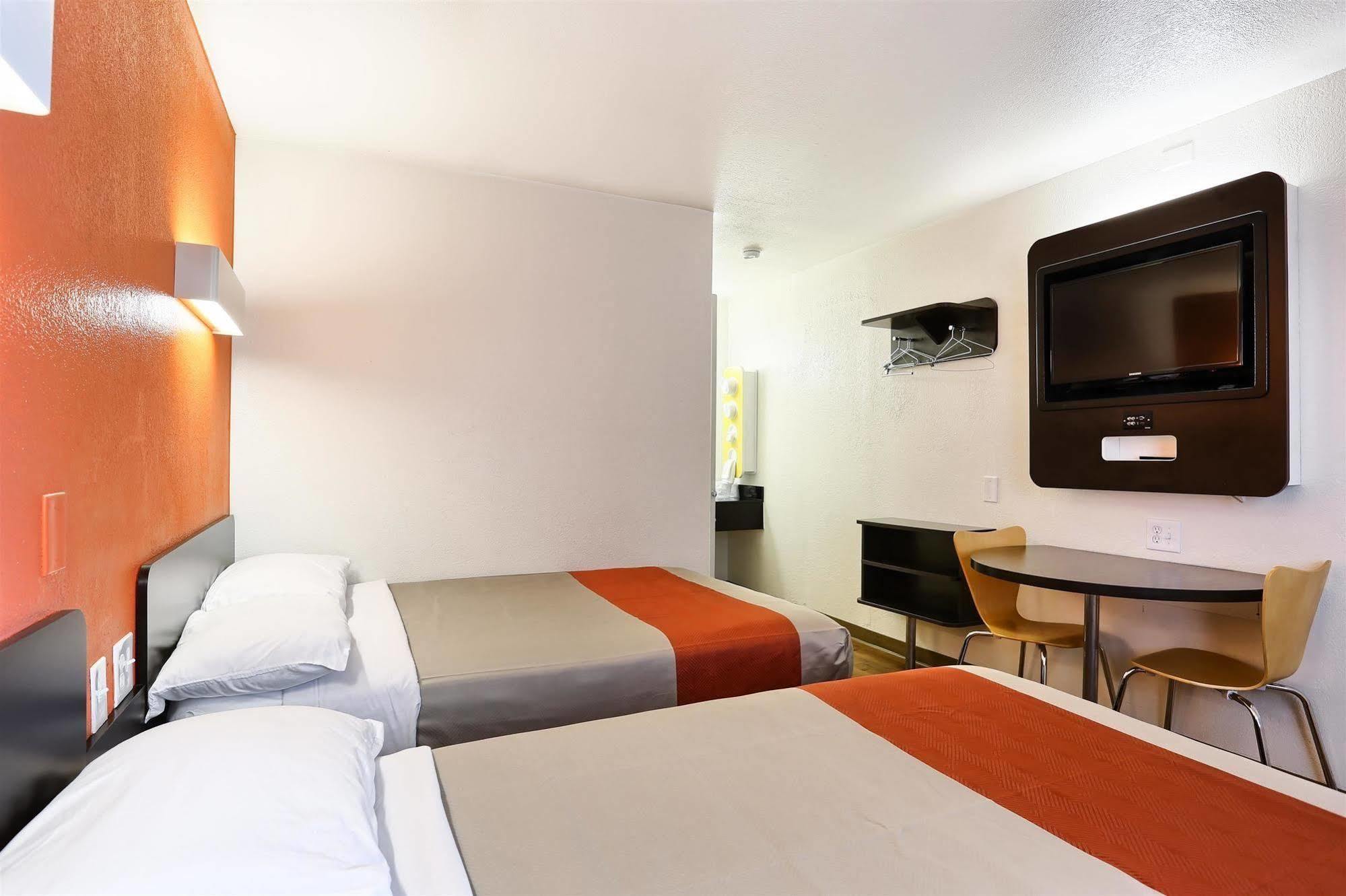 Park Inn By Radisson Уолнат-Крик Экстерьер фото